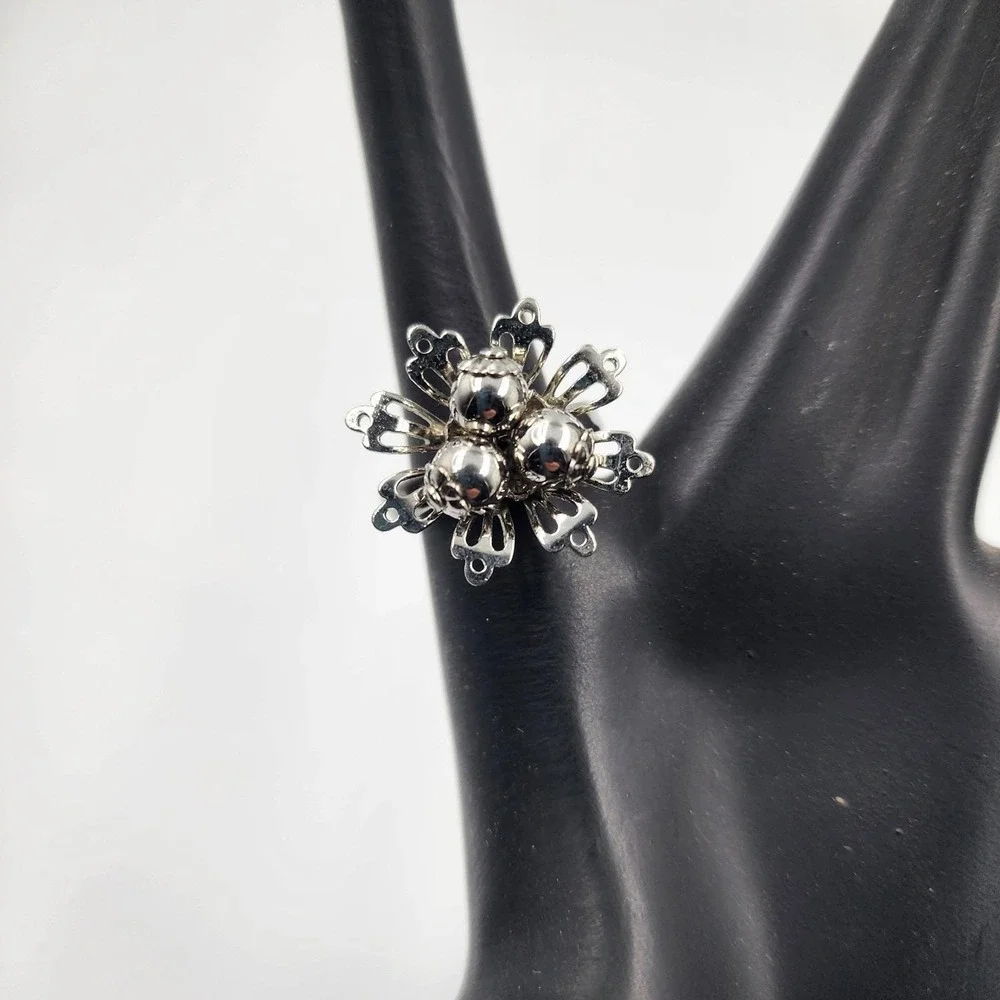 Stainless‎ Steel Flower Ring Petals Boho Style Size 6 Pat. Pend Stamp